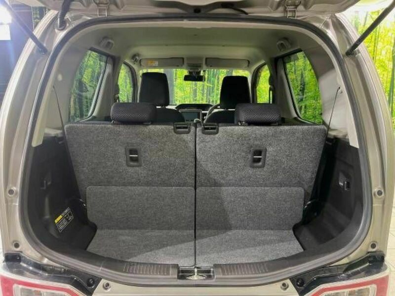 WAGON R-9