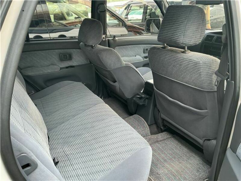 HILUX SURF
