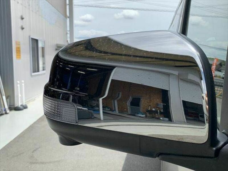 NV350 CARAVAN-25