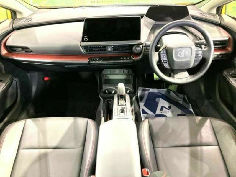 PRIUS PHV