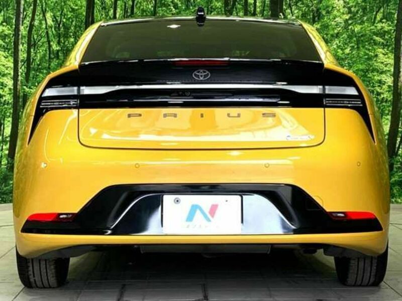 PRIUS PHV