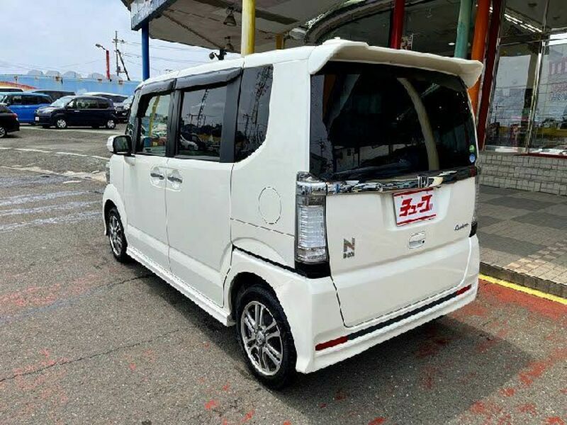 N BOX CUSTOM