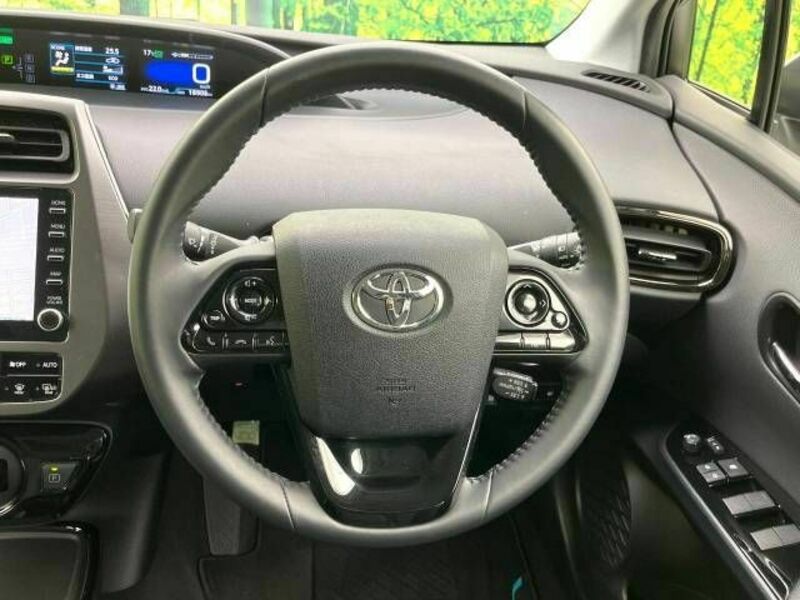 PRIUS-11