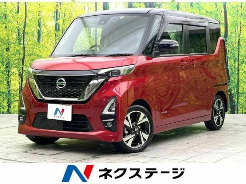 NISSAN　ROOX