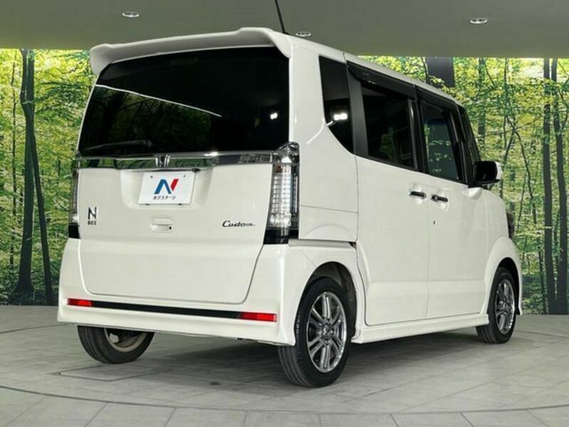 N BOX CUSTOM
