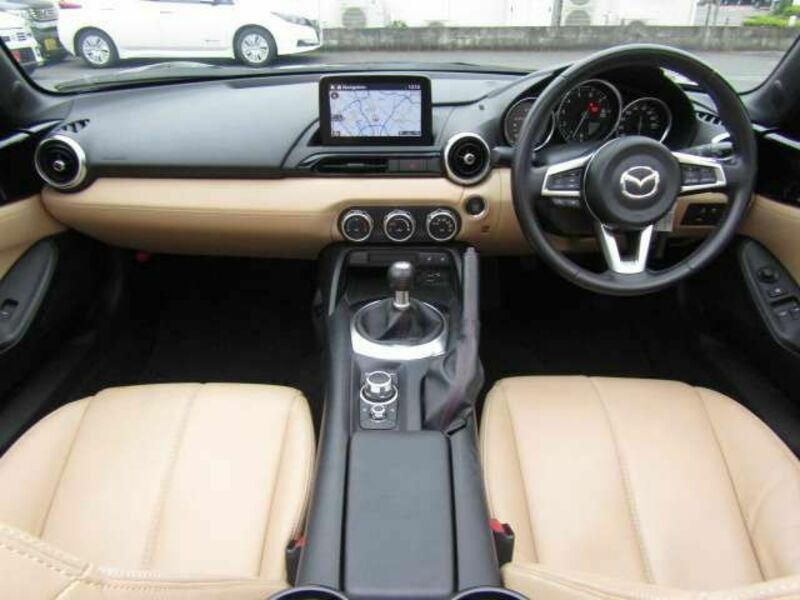 ROADSTER
