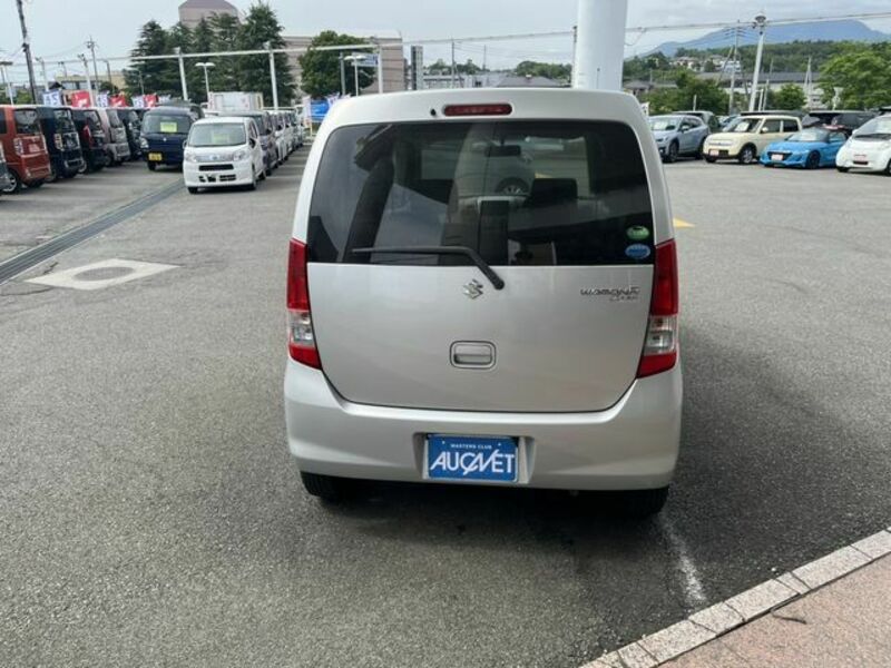 WAGON R