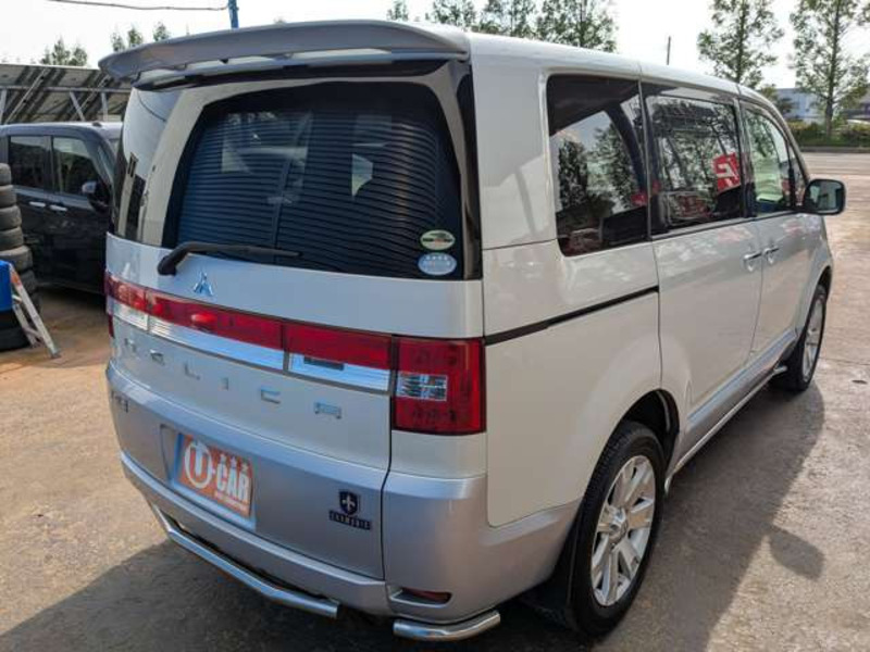 DELICA D5-8