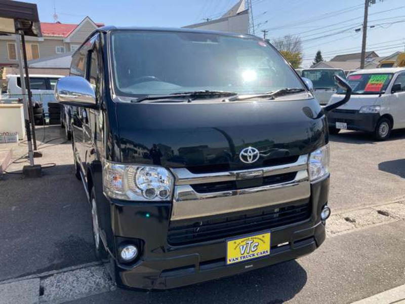 HIACE VAN