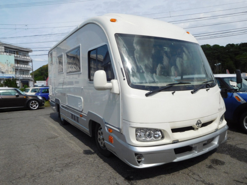 TOYOTA COASTER
