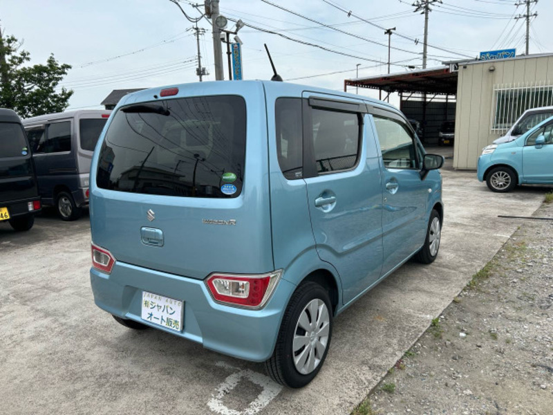 WAGON R-11