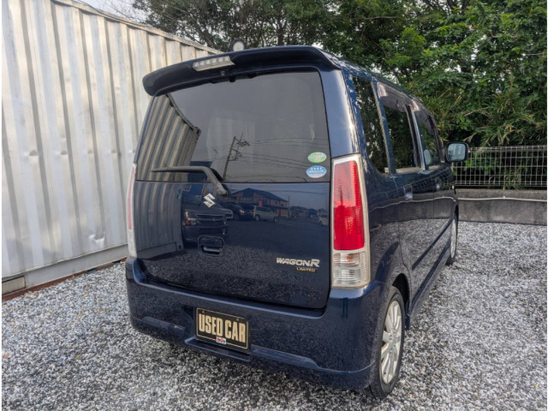 WAGON R-3