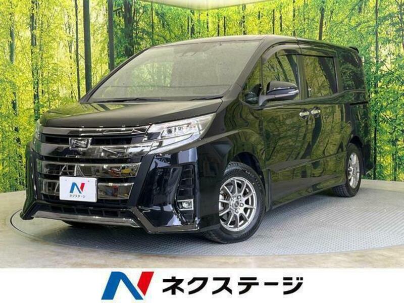 TOYOTA NOAH