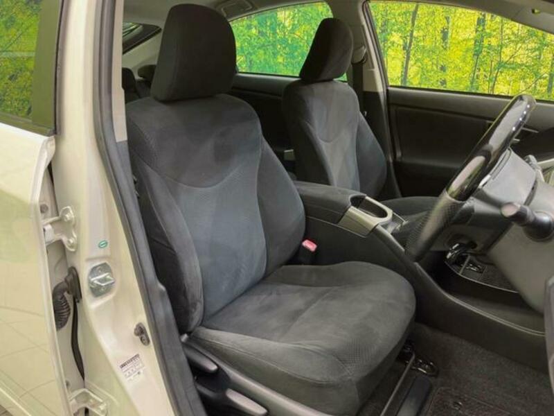 PRIUS-7