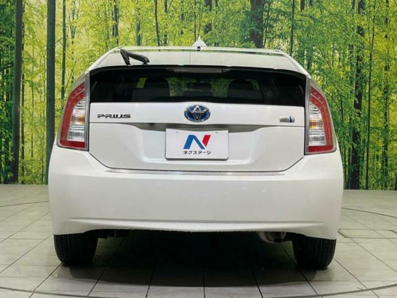 PRIUS-14