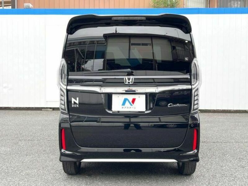 N BOX CUSTOM