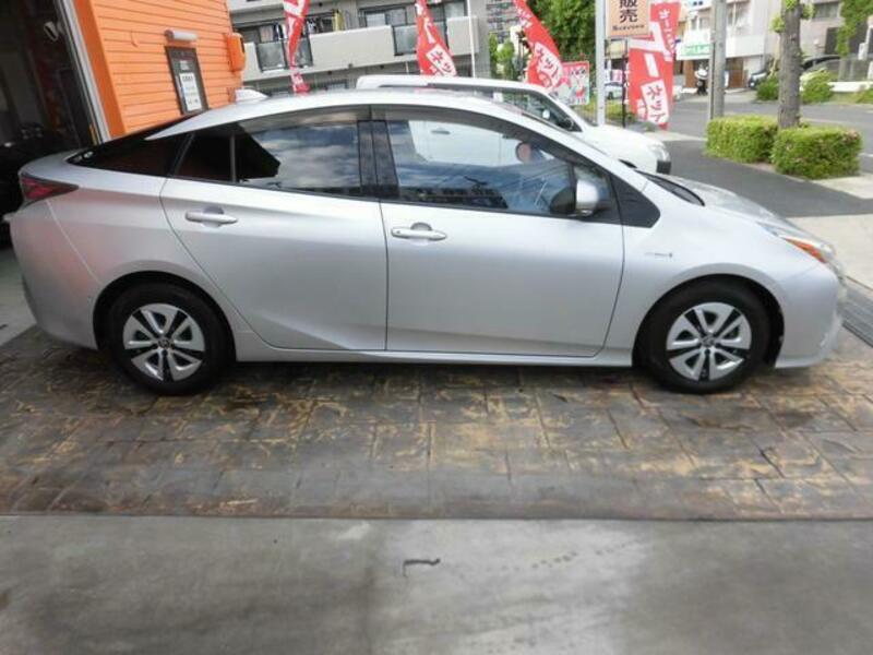 PRIUS