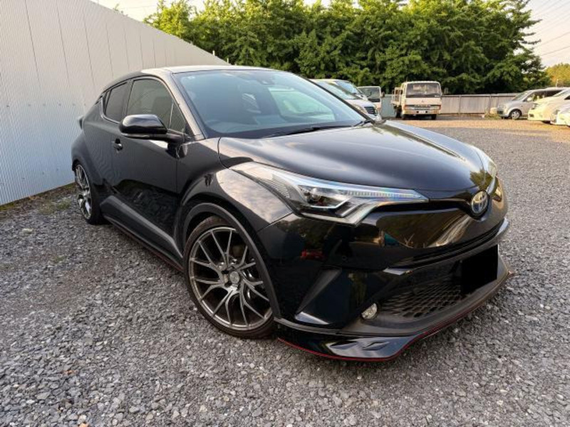 TOYOTA C-HR