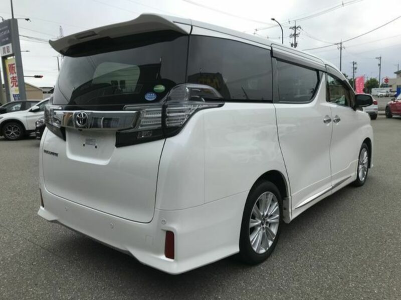 VELLFIRE-2