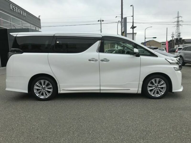 VELLFIRE-5