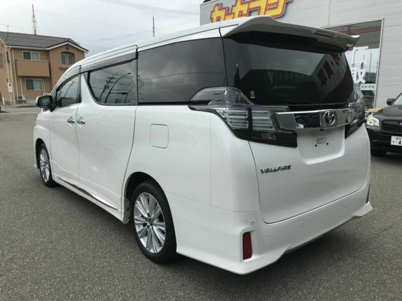 VELLFIRE-7