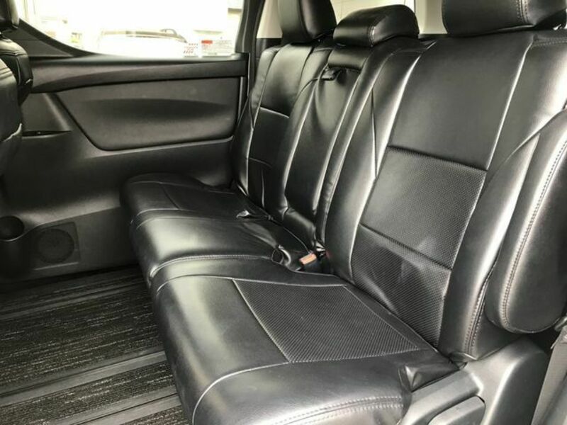 VELLFIRE-17