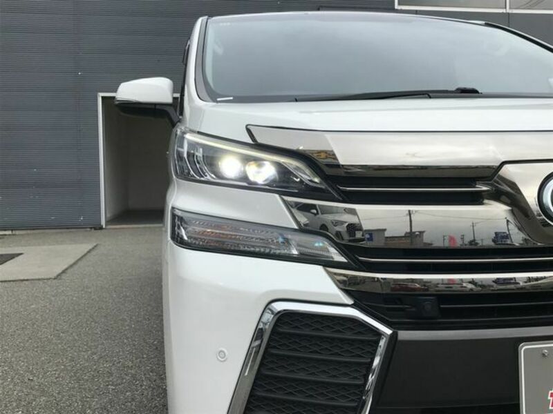 VELLFIRE-27