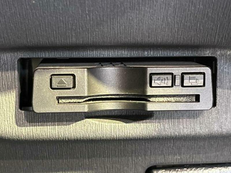 PRIUS-5