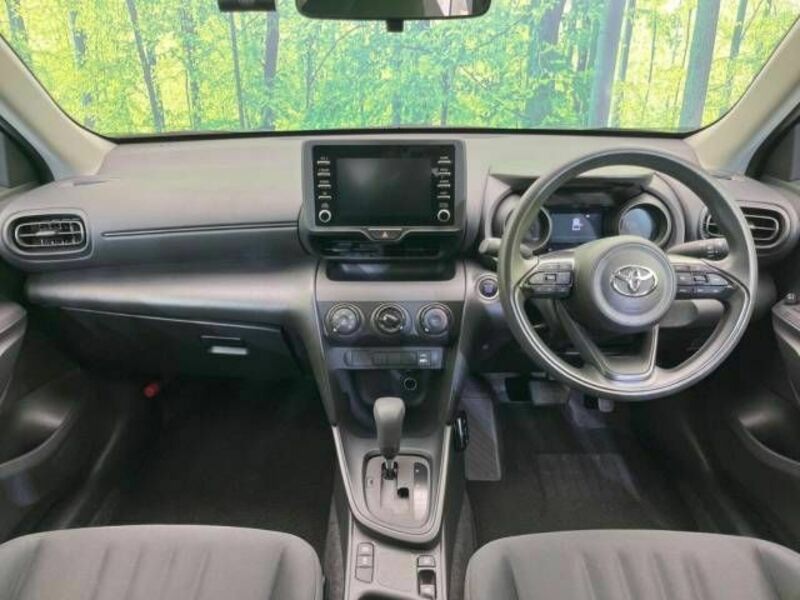 YARIS CROSS