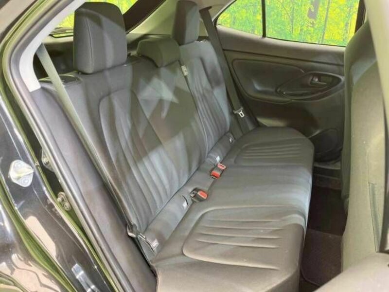 YARIS CROSS