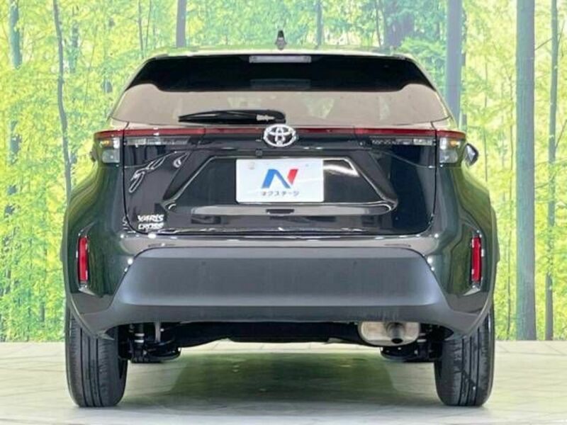 YARIS CROSS