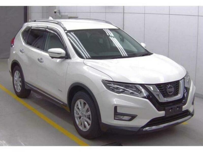 X-TRAIL-0
