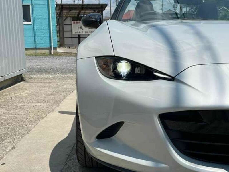 ROADSTER