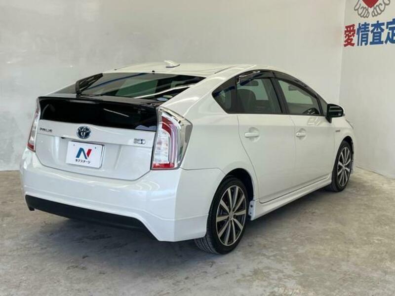 PRIUS-15