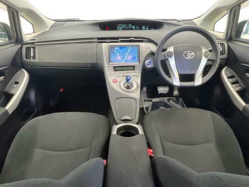 PRIUS-1