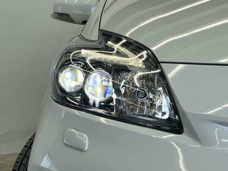 PRIUS-10