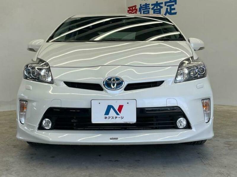PRIUS-12