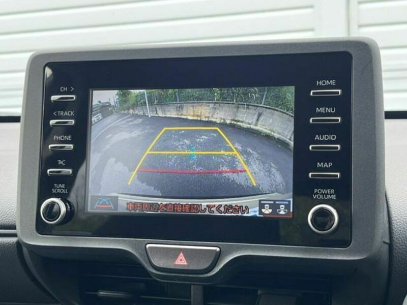 YARIS CROSS