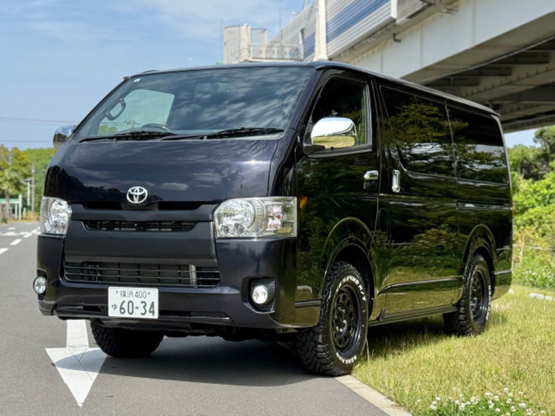 HIACE VAN