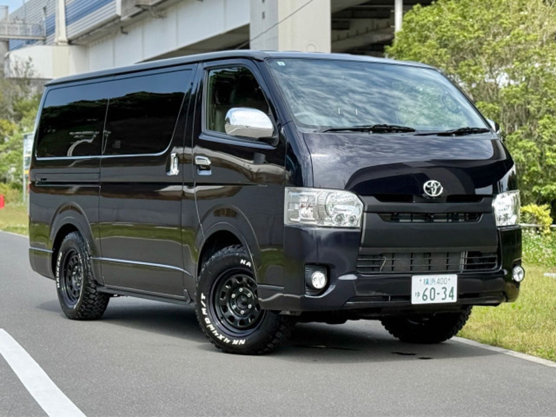HIACE VAN