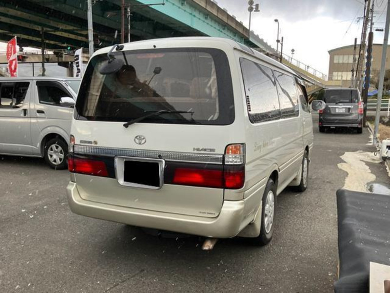HIACE