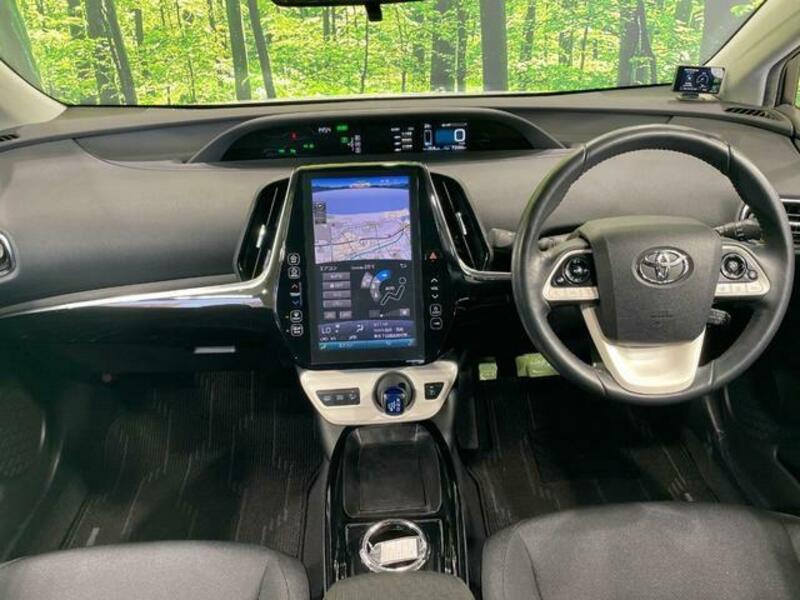 PRIUS PHV
