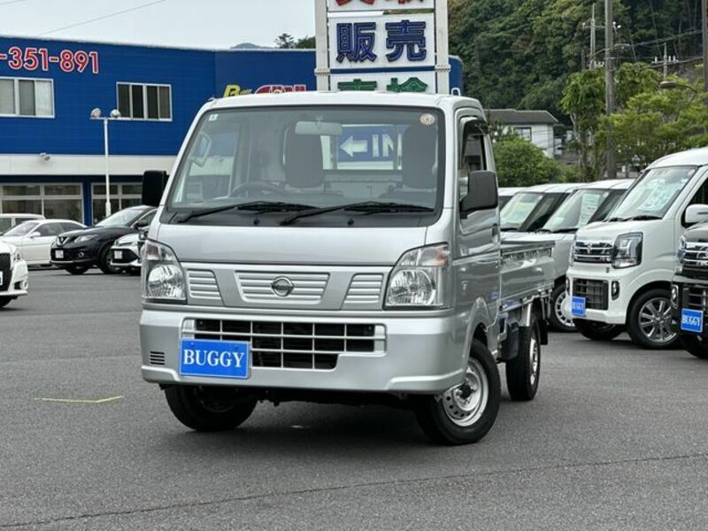 NISSAN　NT100 CLIPPER