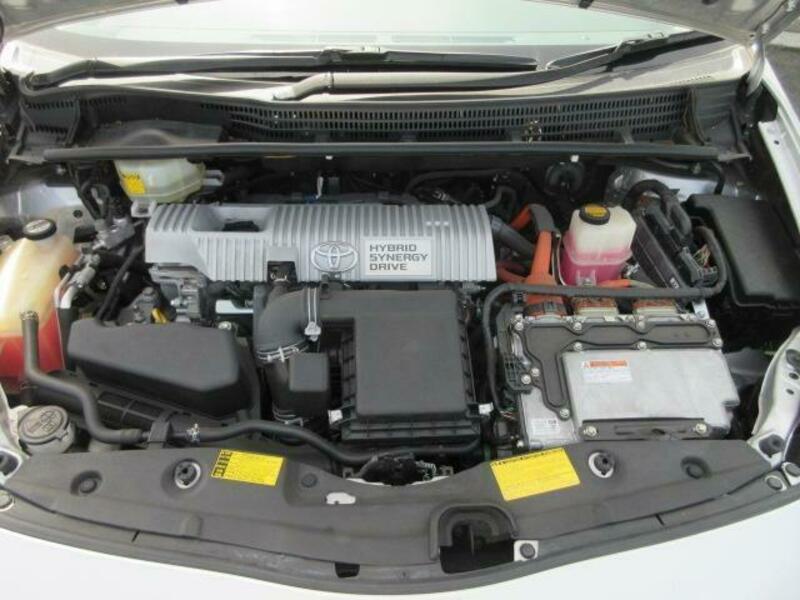 PRIUS-9
