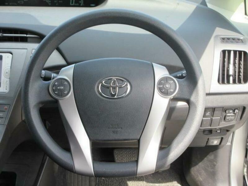 PRIUS-10