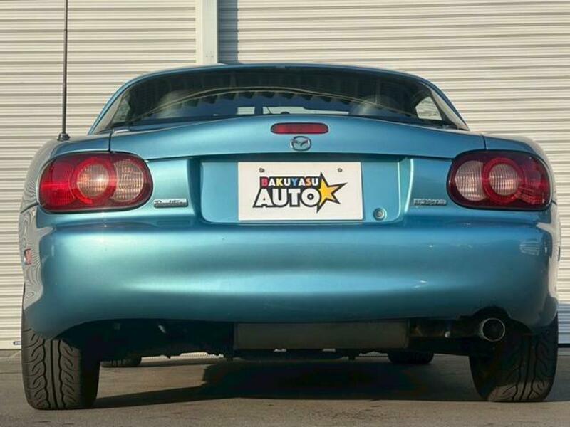ROADSTER