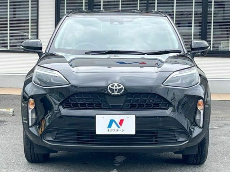 YARIS CROSS