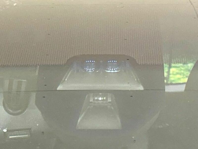 FIT HYBRID-4