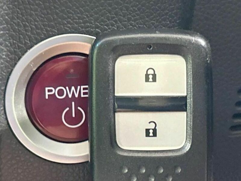 FIT HYBRID-5