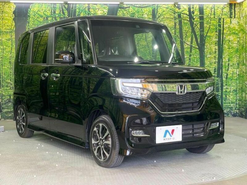 N BOX CUSTOM